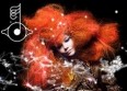 Björk nous montre la lune