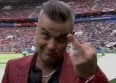 Robbie Williams explique son "doigt d'honneur"