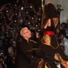 Conchita Wurst défile en robe de mariée pour Jean-Paul Gaultier : photos
