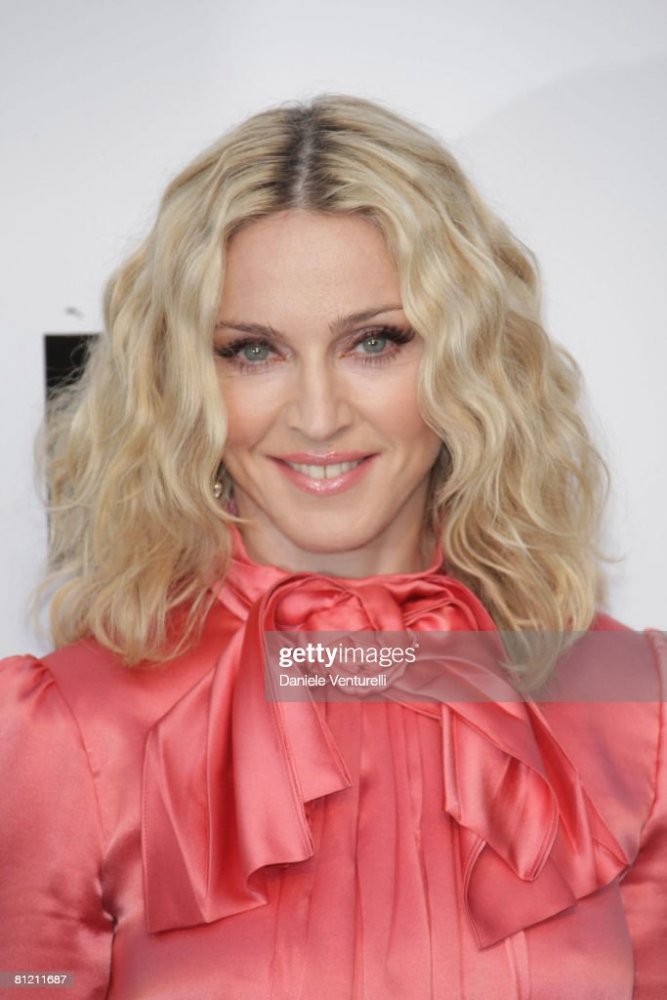 Madonna · Madame Remi Page 494 Lactu Des Stars Pure Charts 1402