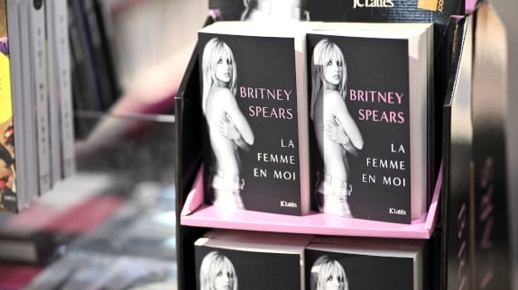 Le livre audio « La femme en moi » de Britney Spears disponible en
